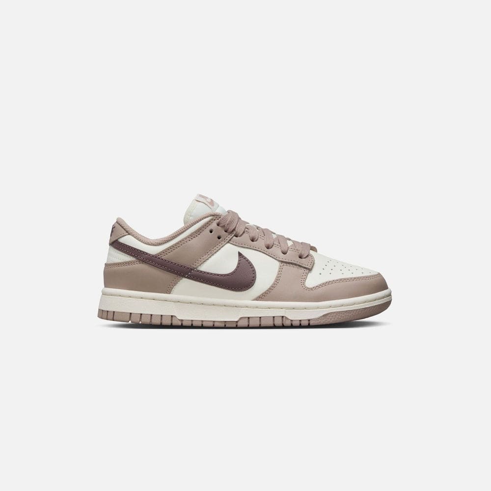 Dunk Low Womens Lifestyle Shoe - Sail/Plum Eclipse/Diffused Taupe