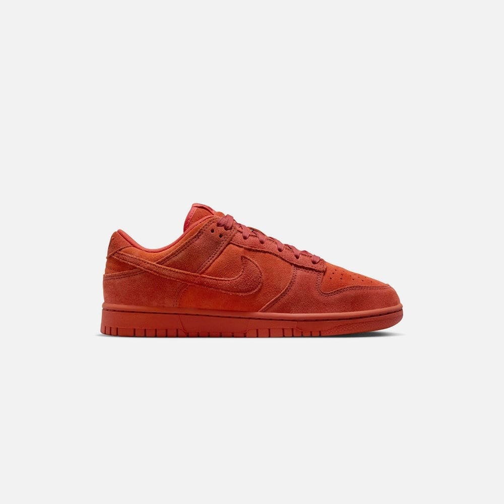 Dunk Low SE Womens Lifestyle Shoe - Picante Red/Dragon Red