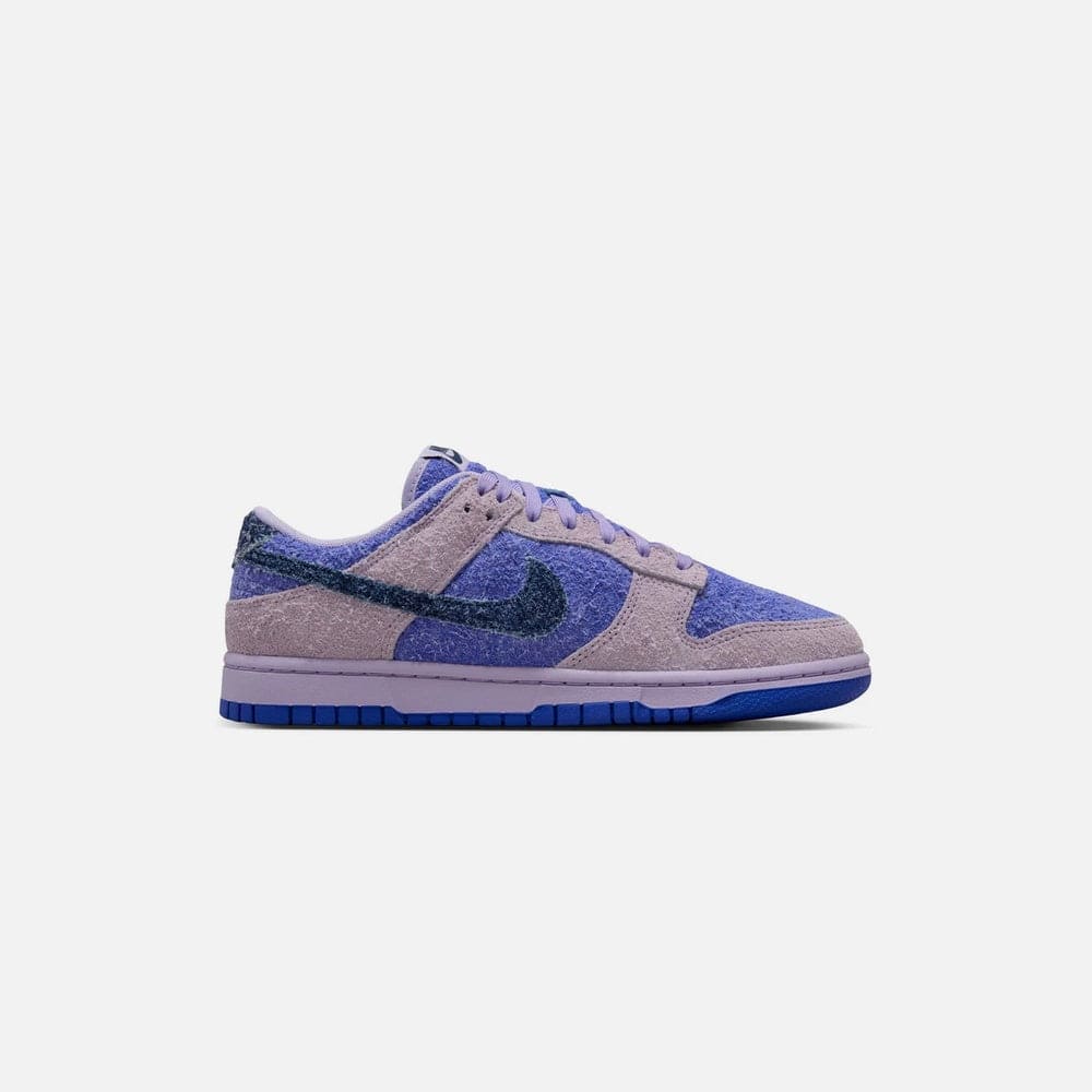 Dunk Low SE Hydrangeas Womens Lifestyle Shoe - Hydrangeas/Deep Royal Blue