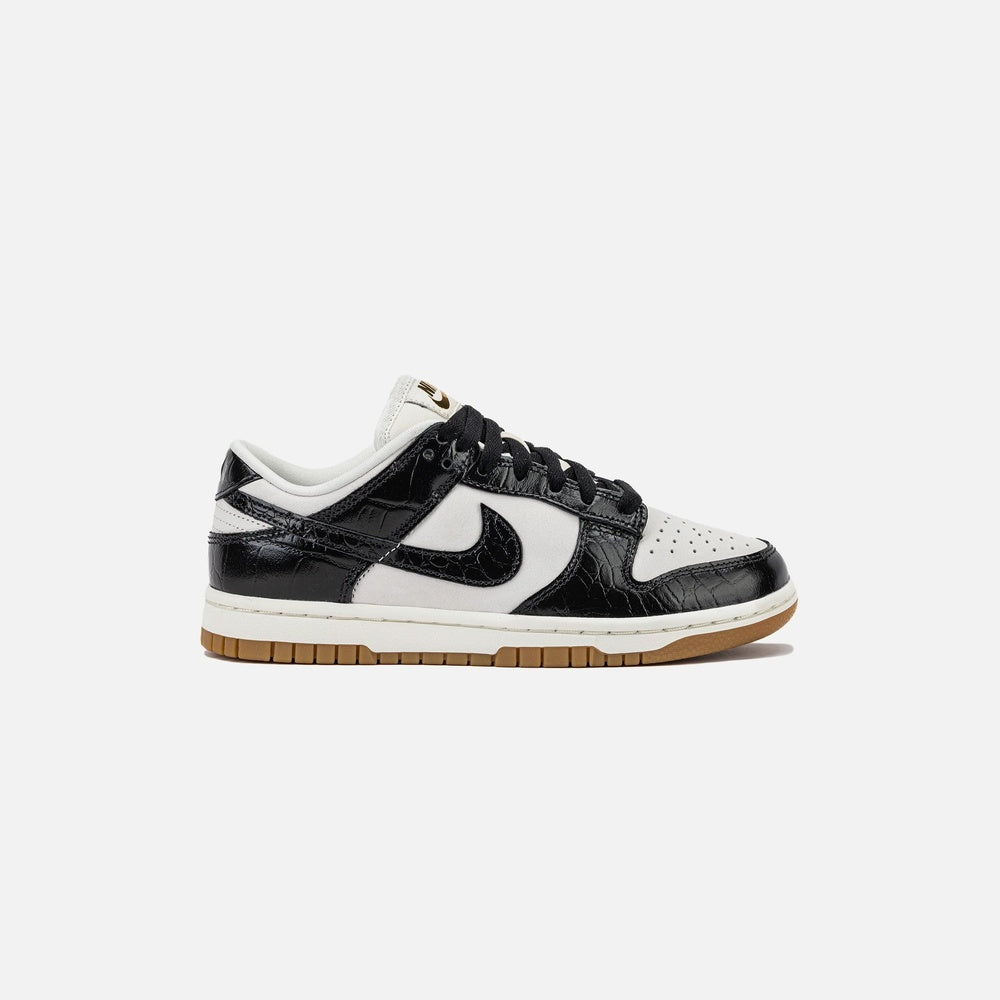 Dunk Low LX Womens Lifestyle Shoe - Phantom/Black/Sail/Gum Light Brown