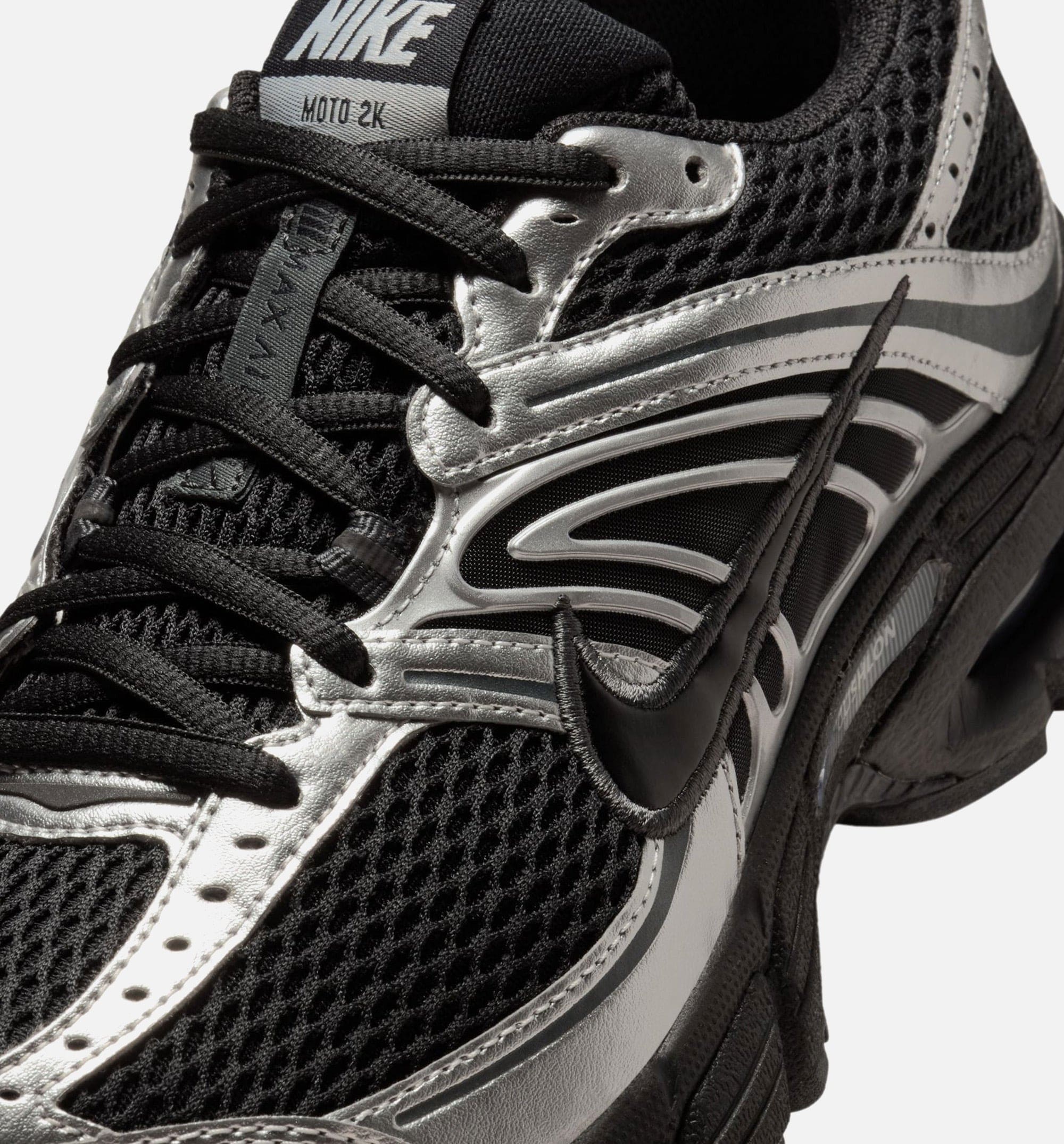 Air Max Moto 2K Womens Lifestyle Shoe - Black/Black/Metallic Silver/Anthracite